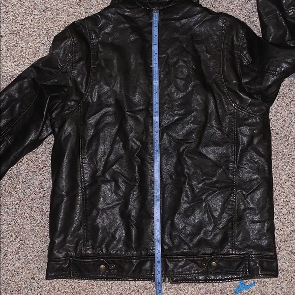 Levi Lether jacket - Picture 10 of 16
